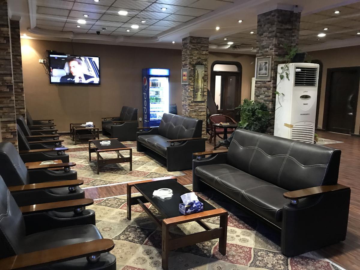 Castle Hotel Basra Екстериор снимка