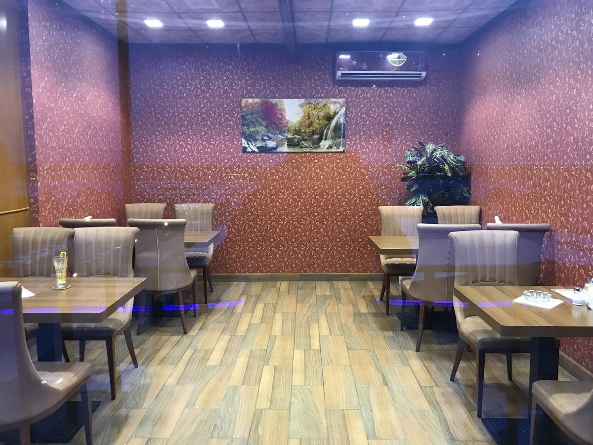 Castle Hotel Basra Екстериор снимка